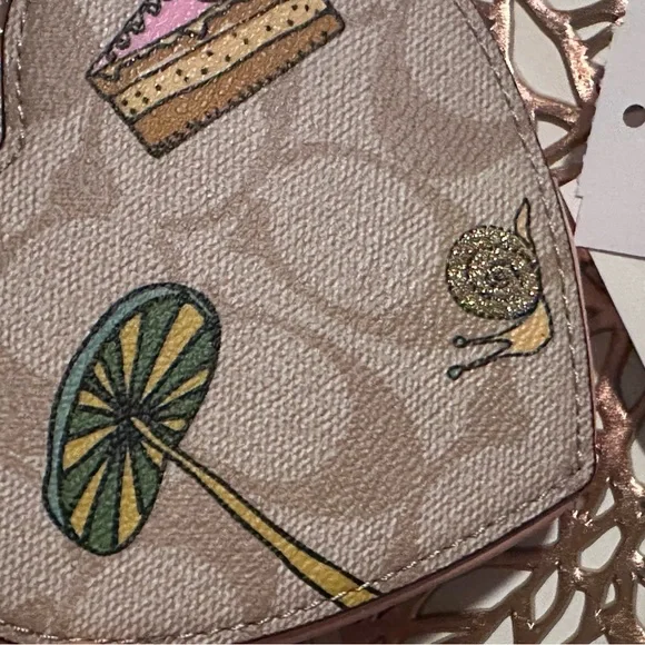 NWT Coach X Observed By Us Heart Coin Case In Signature Canvas - Picture 13 of 15